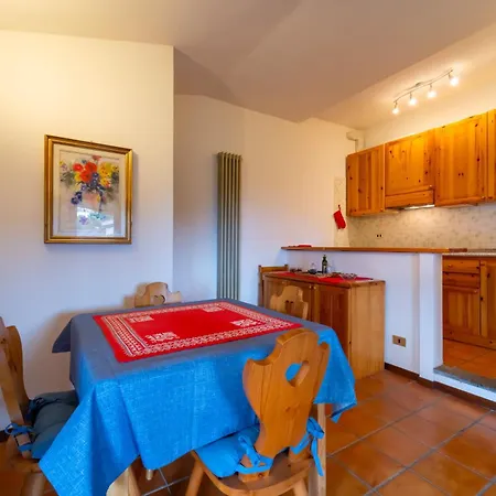 Crimson By Wonderful Italy Apartment Civenna