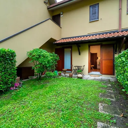 Crimson By Wonderful Italy Apartment *